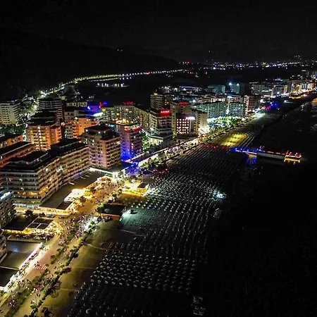 King's Apartment/sea View Appartamento Shëngjin