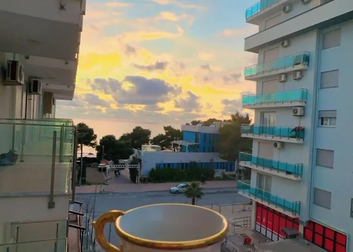 King's Apartment/sea View